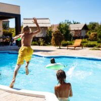 Los errores más comunes al mantener una piscina en verano